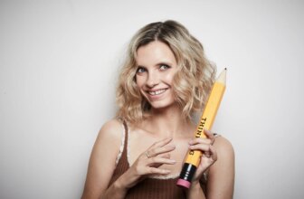 We’re On The Transfer – Ruth Cril...